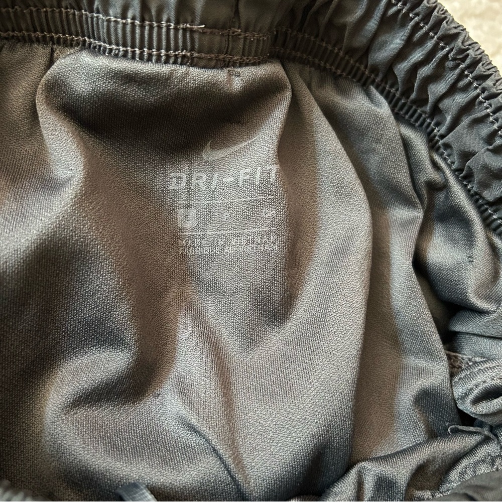 Nike Dri-Fit Women’s Running Shorts Small Black - Picture 3 of 3
